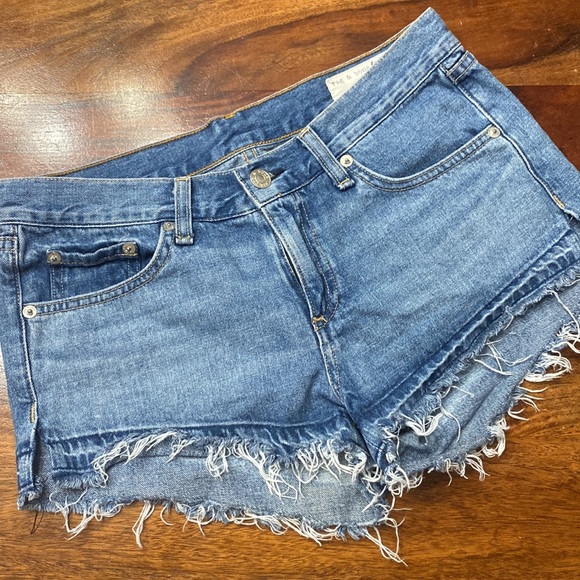 Rag & Bone Cutoff Short in Tully - Picture 2 of 10